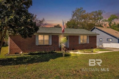 Beach Home For Sale in Lillian, Alabama