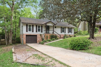 Beach Home For Sale in Daphne, Alabama