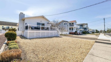 Beach Home For Sale in Ocean City, New Jersey