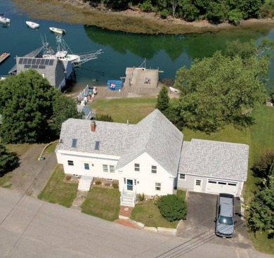 Beach Home For Sale in Harpswell, Maine