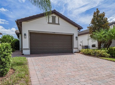 Beach Townhome/Townhouse For Sale in Vero Beach, Florida