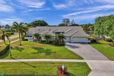 Beach Home For Sale in Boca Raton, Florida