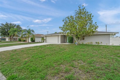 Beach Home Sale Pending in Sarasota, Florida