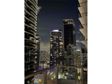 Beach Condo For Sale in Miami, Florida