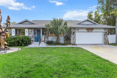 Beach Home For Sale in Crystal River, Florida