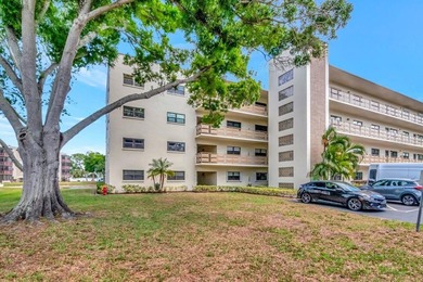 Beach Condo For Sale in St. Petersburg, Florida