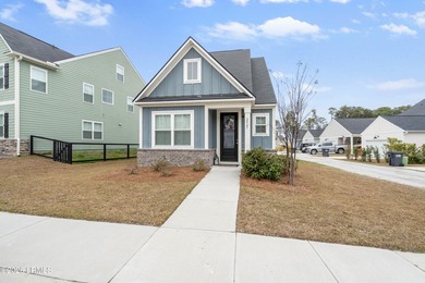 Beach Home For Sale in Beaufort, South Carolina