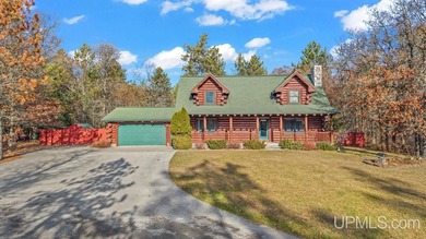 Beach Home For Sale in Rapid River, Michigan