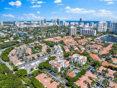 Beach Condo For Sale in Aventura, Florida