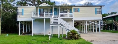 Beach Home For Sale in Suwannee, Florida