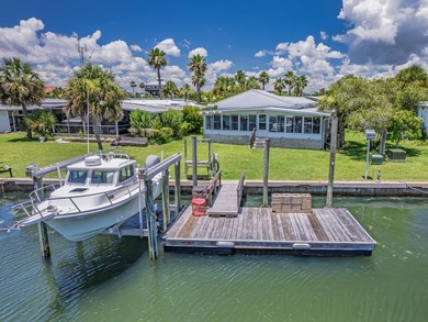 Beach Home For Sale in Crawfordville, Florida