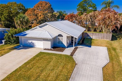 Beach Home Active Under Contract in Vero Beach, Florida