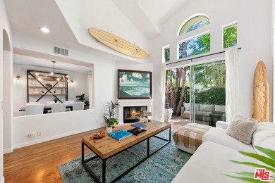 Beach Condo For Sale in Malibu, California