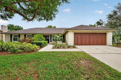 Beach Home Sale Pending in Tampa, Florida