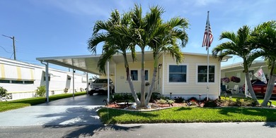 Beach Home For Sale in Bradenton, Florida