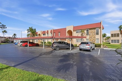 Beach Condo For Sale in Seminole, Florida
