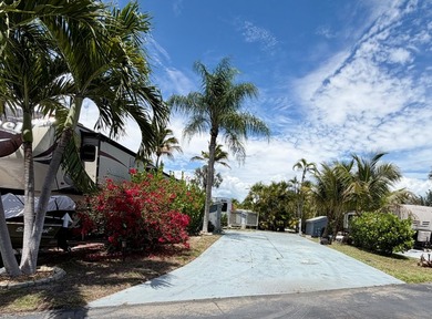 Beach Lot For Sale in Chokoloskee, Florida