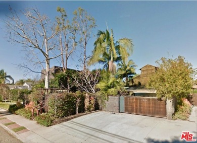 Beach Home Sale Pending in Venice, California