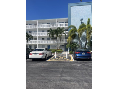 Beach Condo For Sale in Boca Raton, Florida