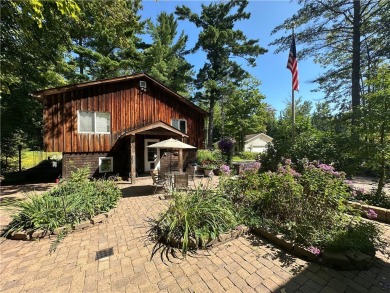 Beach Home For Sale in Bayfield, Wisconsin