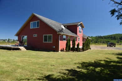 Beach Home Off Market in Astoria, Oregon