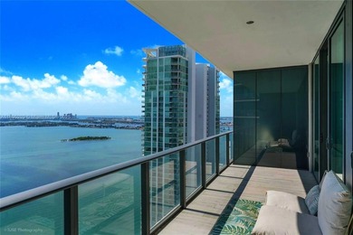 Beach Condo For Sale in Miami, Florida
