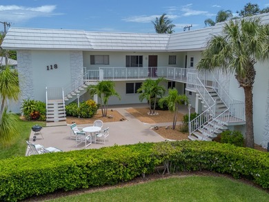 Beach Condo For Sale in North Palm Beach, Florida