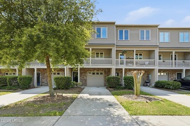 Beach Townhome/Townhouse For Sale in Hilton Head Island, South Carolina