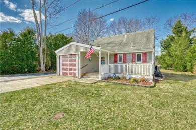 Beach Home For Sale in Carlton, New York