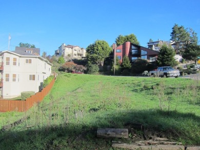 Beach Lot For Sale in EL Granada, California