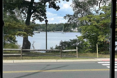 Beach Home For Sale in Mays Landing, New Jersey