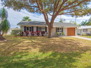 Beach Home Active Under Contract in Vero Beach, Florida