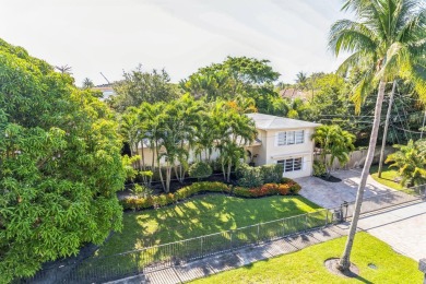 Beach Home For Sale in Boca Raton, Florida