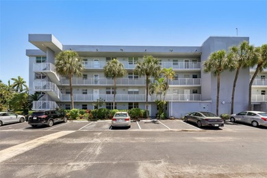 Beach Condo Sale Pending in Oakland Park, Florida
