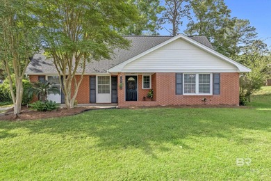 Beach Home For Sale in Daphne, Alabama