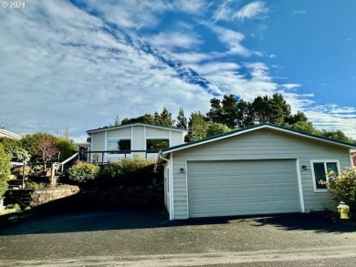 Beach Home For Sale in Florence, Oregon