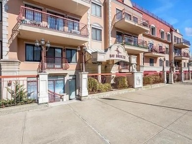 Beach Condo For Sale in Brooklyn, New York