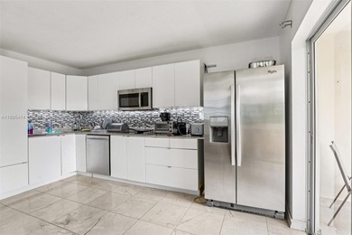 Beach Condo Sale Pending in Miami Beach, Florida