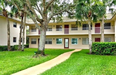 Beach Condo For Sale in Vero Beach, Florida