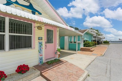 Beach Home For Sale in Bradenton, Florida