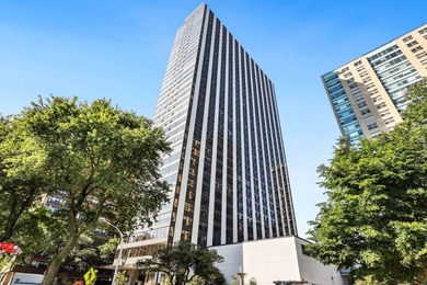 Beach Condo Active Under Contract in Chicago, Illinois