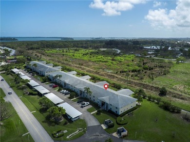 Beach Condo For Sale in Vero Beach, Florida
