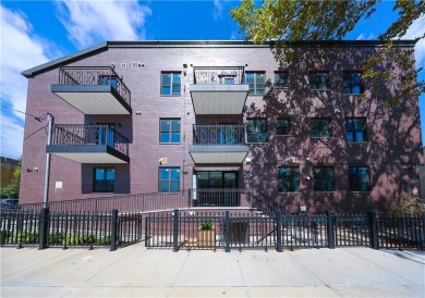 Beach Condo For Sale in Brooklyn, New York