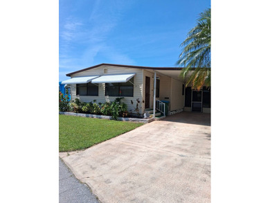 Beach Home For Sale in St. Petersburg, Florida