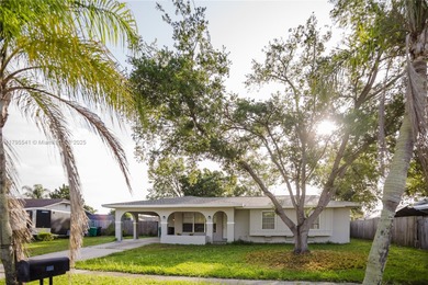 Beach Home For Sale in Port Saint Lucie, Florida