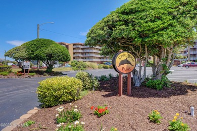 Beach Condo For Sale in North Topsail Beach, North Carolina