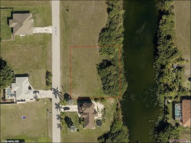 Beach Lot For Sale in Cape Coral, Florida