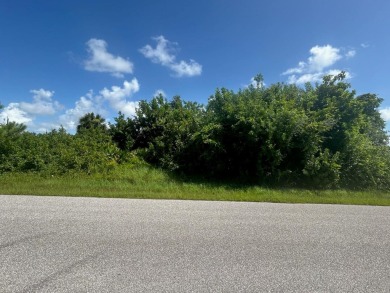 Beach Lot Sale Pending in Englewood, Florida