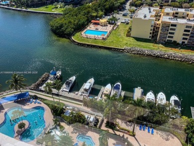 Beach Condo For Sale in Aventura, Florida