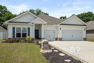 Beach Home For Sale in Daphne, Alabama
